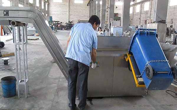 餐厨男女日皮视频设备